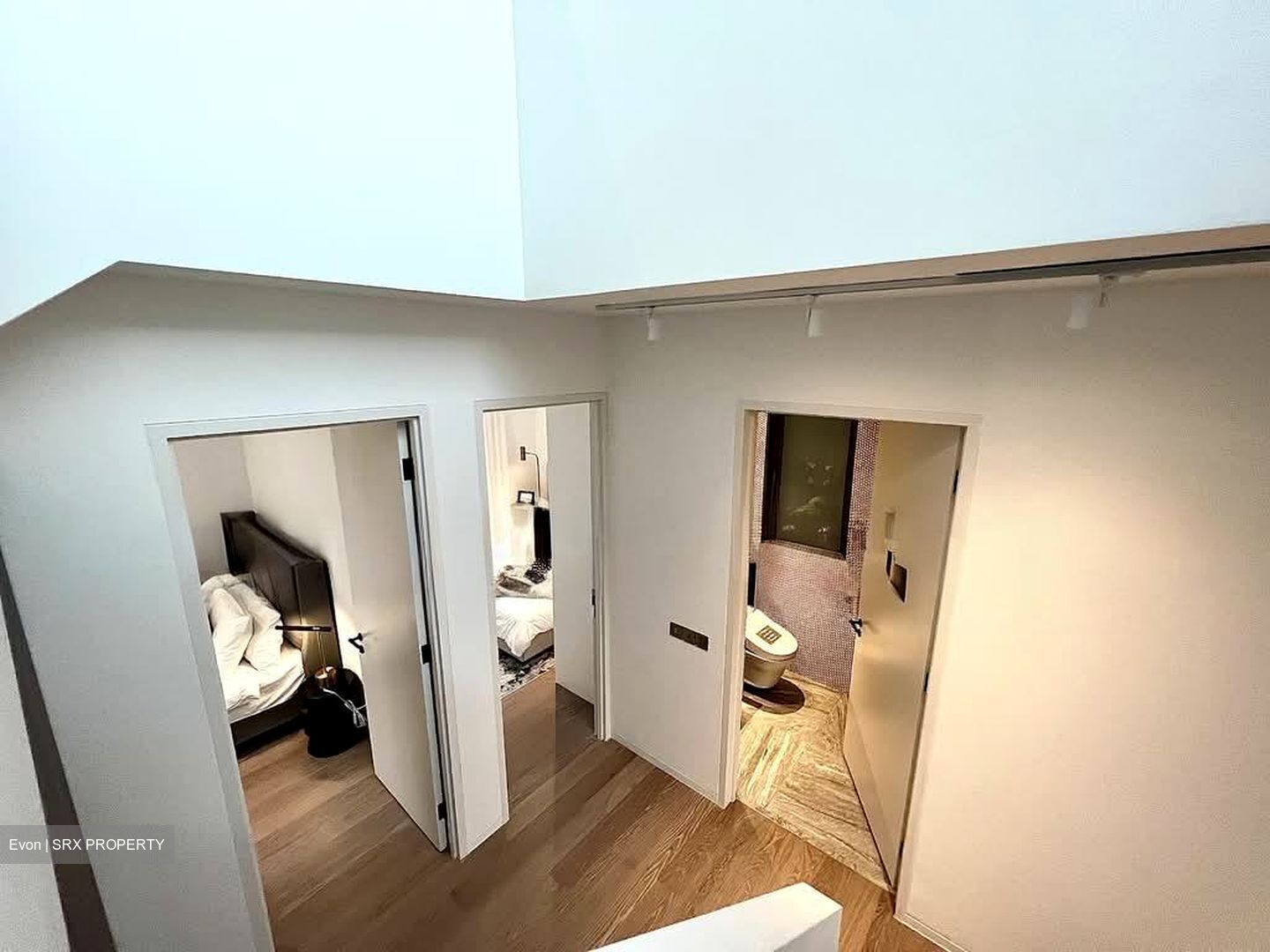 10 Evelyn (D11), Apartment #536960381